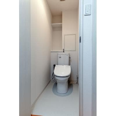 ユーストリア駒沢 ６０４のトイレ 1