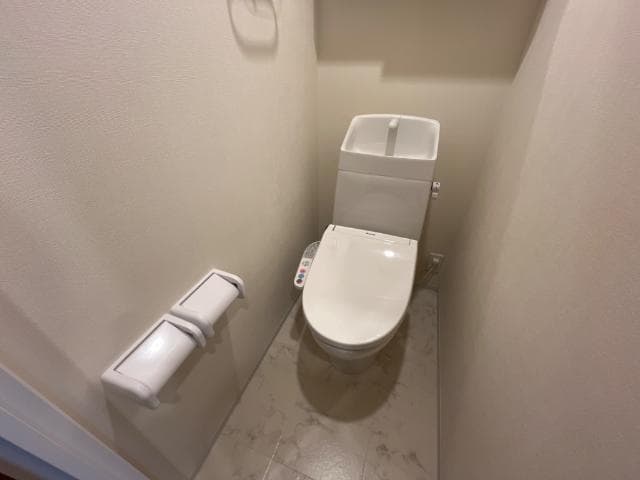 エムズスタイル 4階のトイレ 1
