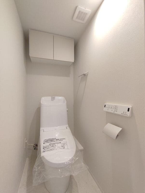 クロスレジデンス高田馬場 2階のトイレ 1