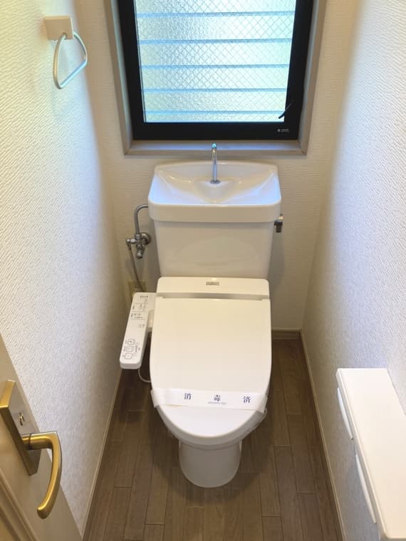瀬田戸建 1階のトイレ 1