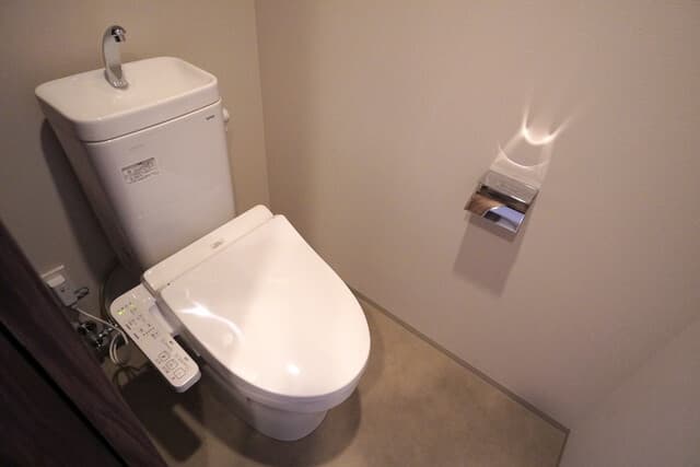 ルフォンプログレ中野坂上 209のトイレ 1