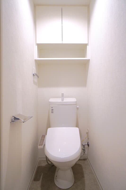 アジールコート山手動坂 5階のトイレ 1