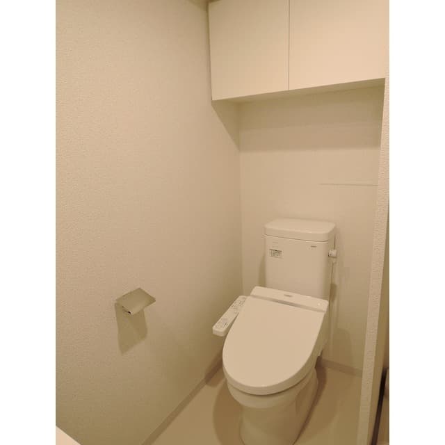 プレール・ドゥーク志村坂上Ⅱ 4階のトイレ 2