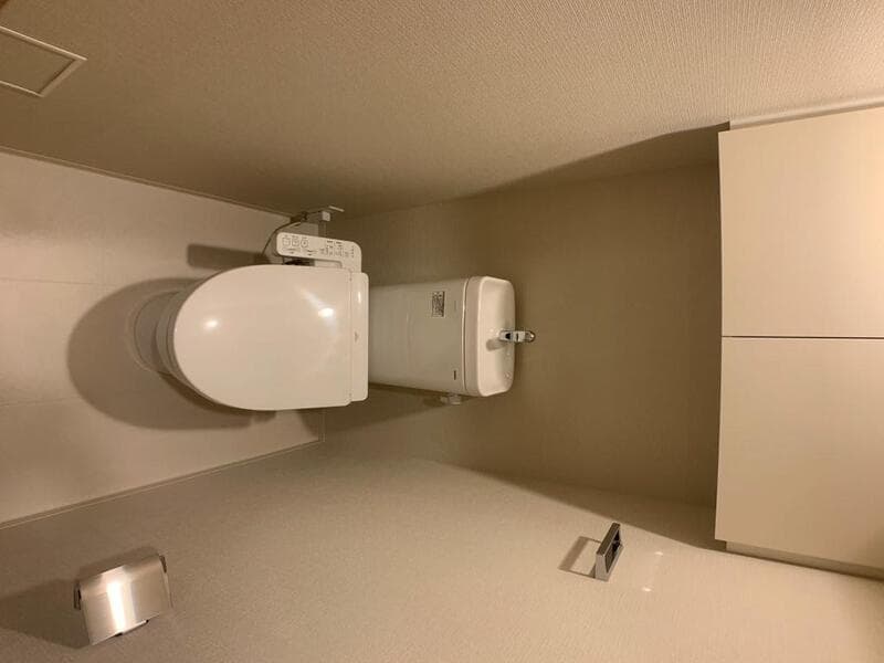ジオエント上野松が谷 10階のトイレ 1