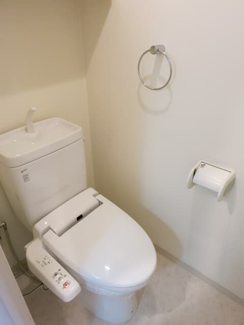 アーデン駒沢大学 12階のトイレ 1