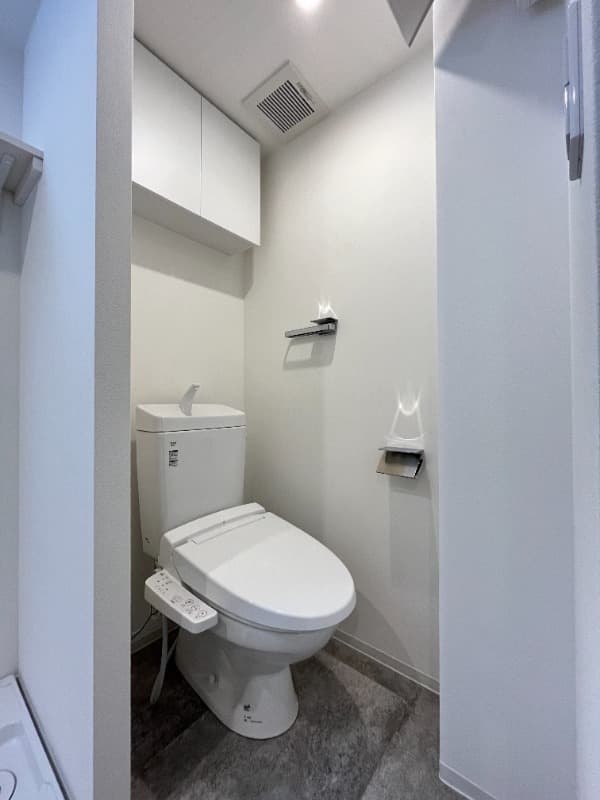 秀和鷺宮 2階のトイレ 1