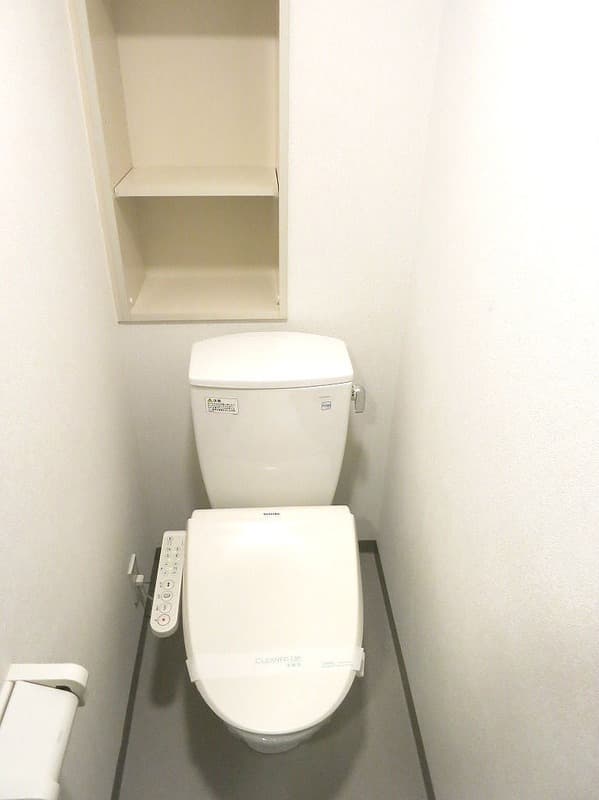 ＨＦ東神田レジデンス 9階のトイレ 1