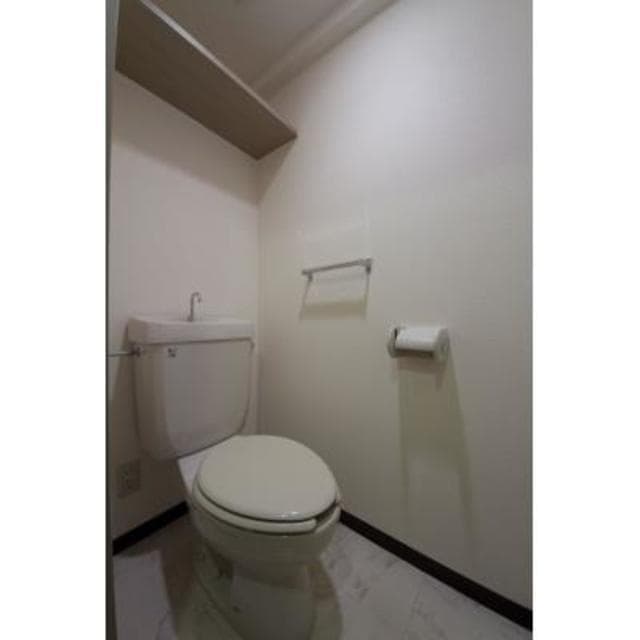レジデンス武蔵野 903のトイレ 1