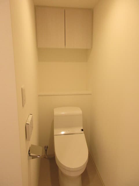 アローズ南麻布 9階のトイレ 1