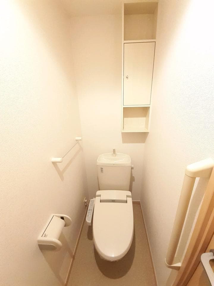 スカイハウス 4階のトイレ 1