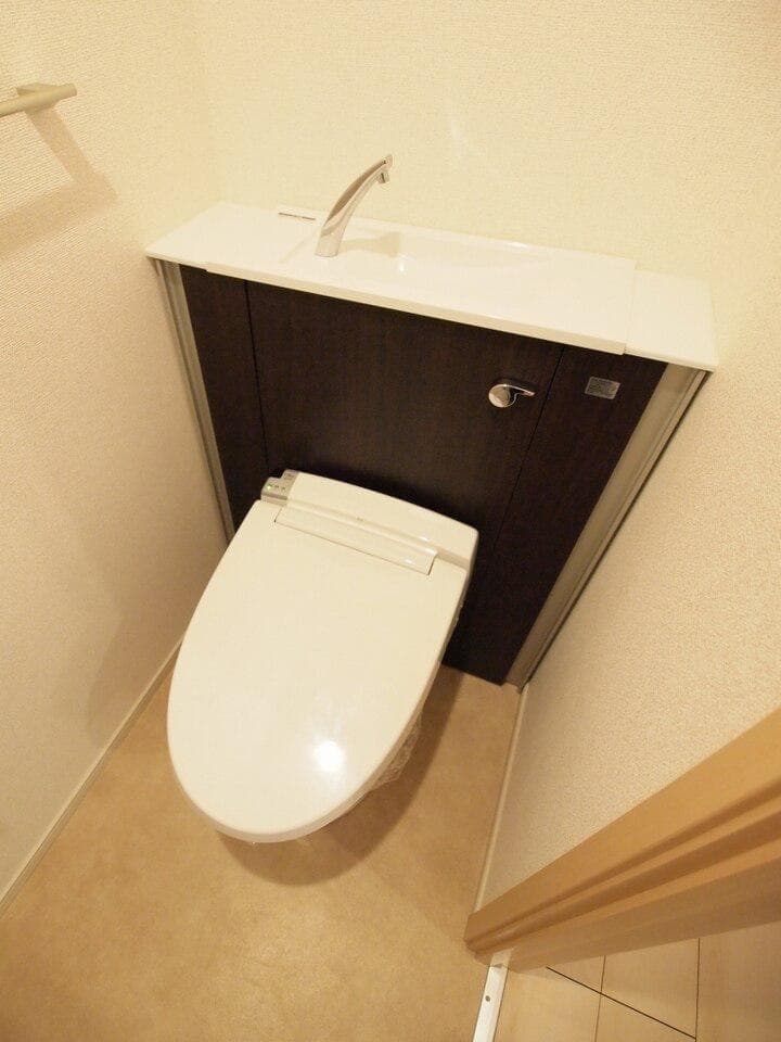 ハッピーノ・コア 2階のトイレ 1