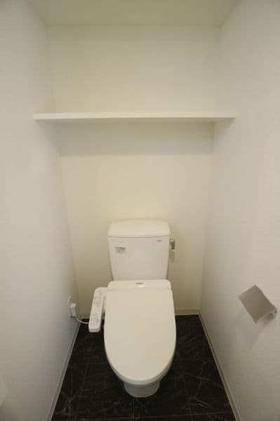 Ｖａｌｏｒｅ Ｎｉｓｈｉｓｕｇａｍｏ 9階のトイレ 1