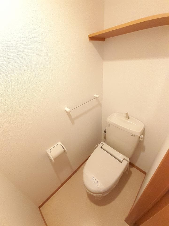 ヴェルデムーロ 5階のトイレ 1