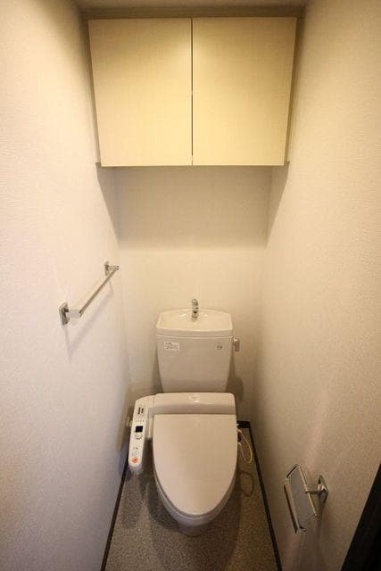 パレステュディオ三田 6階のトイレ 1