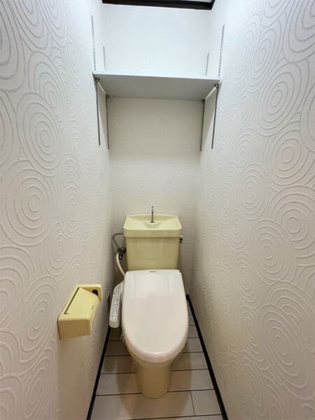 セレーブル桜台 2階のトイレ 1