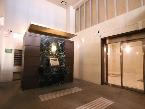 パレステュディオ新宿都庁前 13階のセキュリティ 1