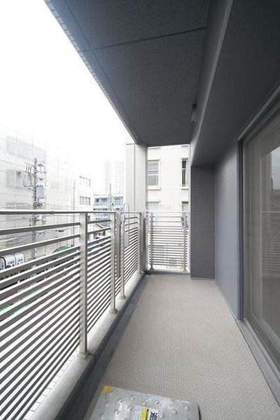 i-Suite HigashiNakano 3階のバルコニー 1
