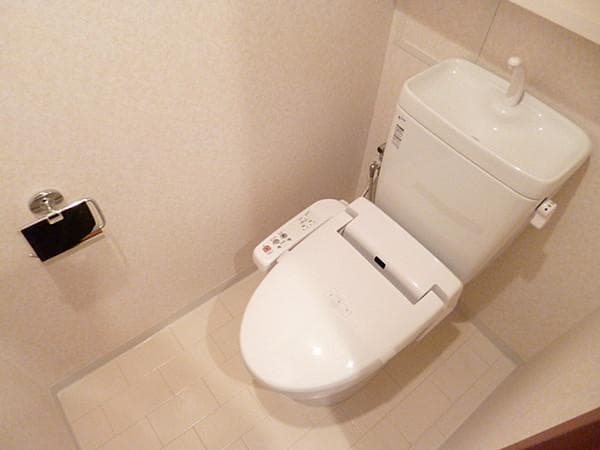 スカイコート隅田公園 6階のトイレ 2