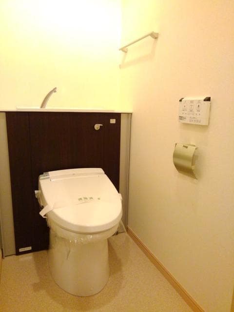 グランドルチェ　白山 3階のトイレ 1