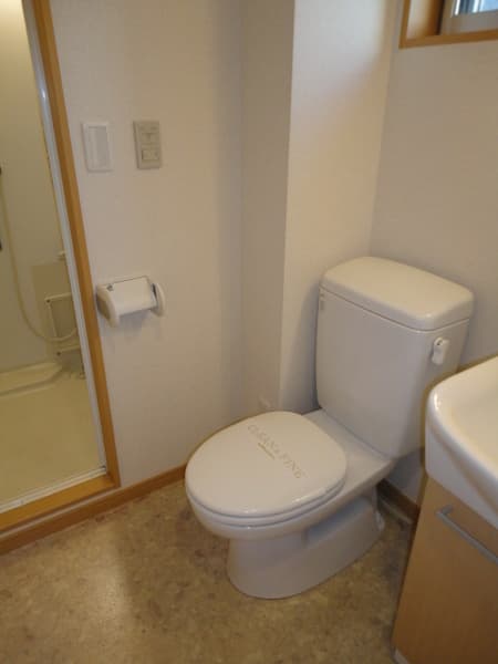 プチドムス浅草 5階のトイレ 1