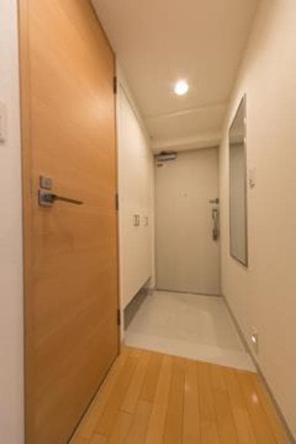 i-Suite HigashiNakano 6階の玄関 1