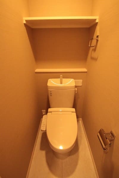 フィオーレ長崎 2階のトイレ 1