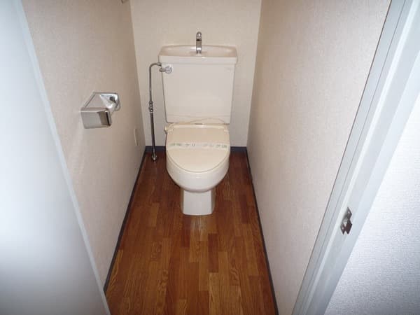 エクセル高輪 1階のトイレ 1
