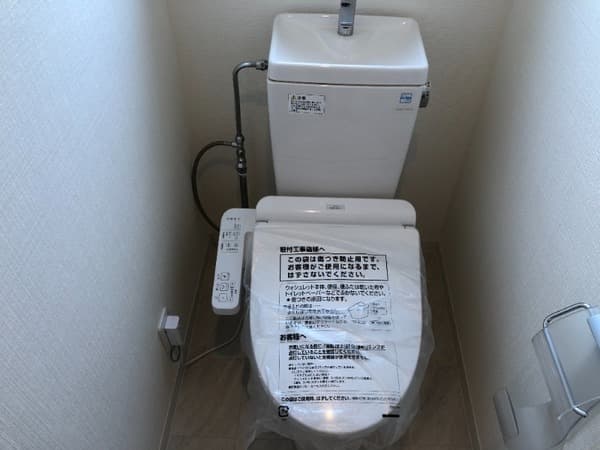 ARTESSIMO　SHIMURASAKAUE 5階のトイレ 1