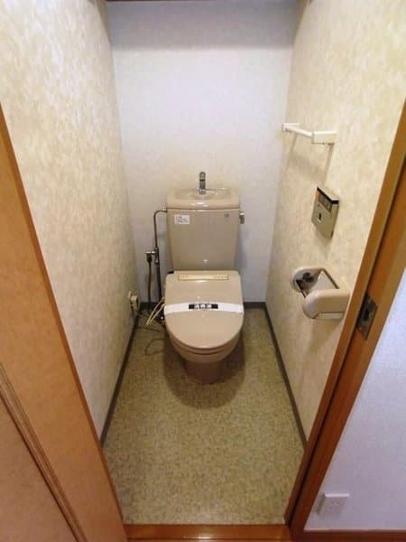 菱和パレス御茶ノ水駿河台 10階のトイレ 1