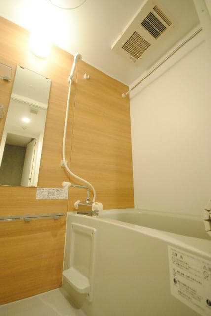 アレーロ西早稲田 4階の風呂 1
