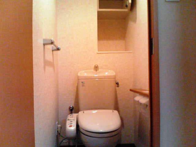 プライブ恵比寿 2階のトイレ 1