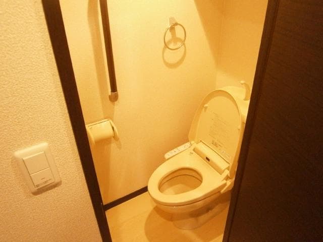 レオネクストボヌールⅡ 1階のトイレ 1
