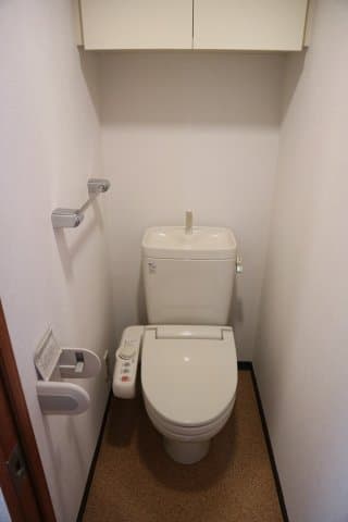 パレステュディオ白金高輪 8階のトイレ 1