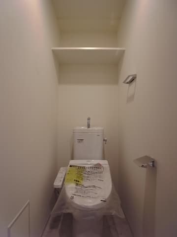 コンシェリア大崎 ＣＲＯＳＳＩＡ 3階のトイレ 1