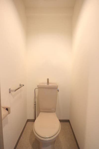 菱和パレス護国寺 2階のトイレ 1