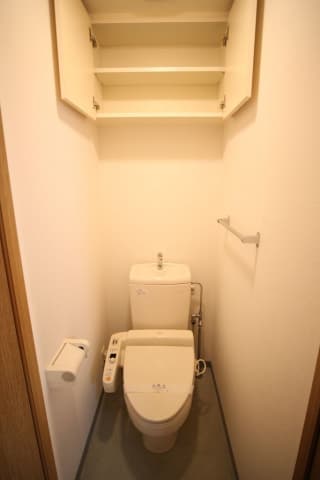 パレステュディオ日本橋東 5階のトイレ 1