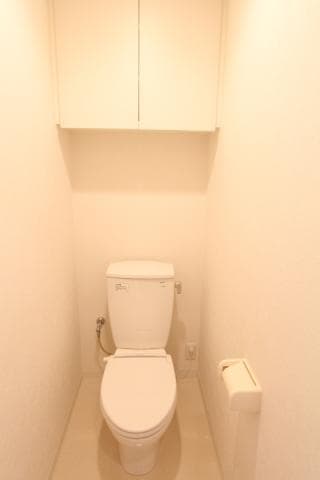 プライムアーバン千住 11階のトイレ 1