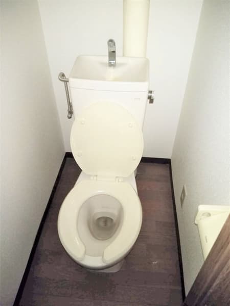 コーポ山吹 2階のトイレ 1