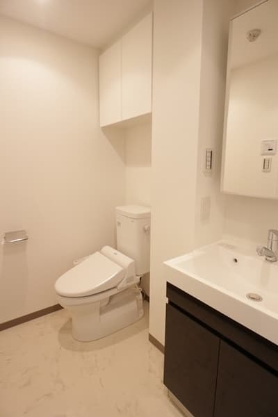 コンシェリア東京 ＡＱＵＡ ＶＥＲＴ 1階のトイレ 1