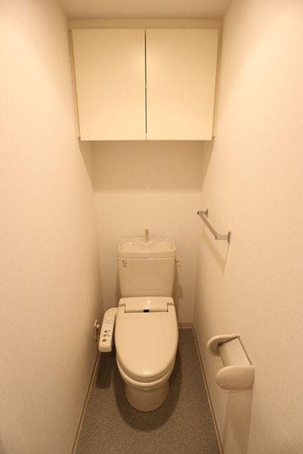 パレステュディオ五反田駅前 6階のトイレ 1