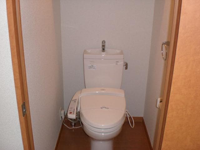 レオパレス松本 1階のトイレ 1