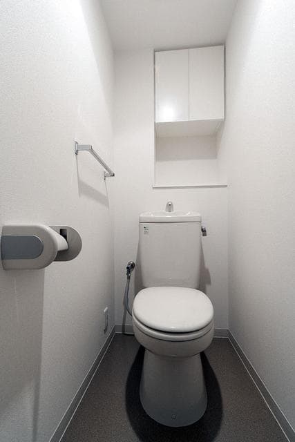 クラッサ成城 3階のトイレ 1