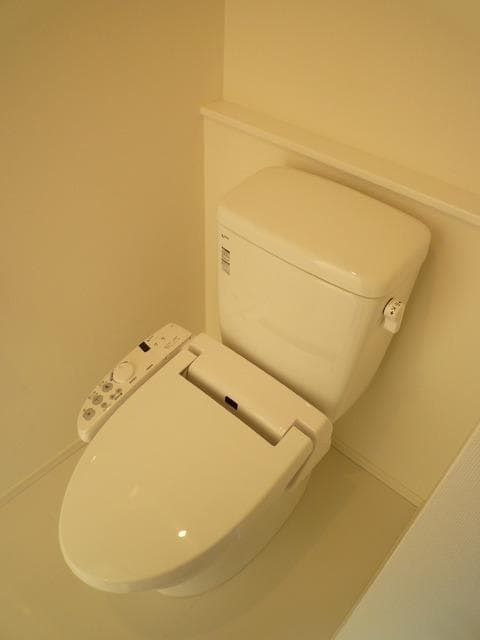 パークハビオ駒沢大学 5階のトイレ 1