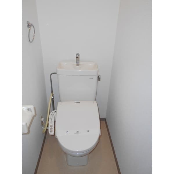 ロアール小石川植物園 5階のトイレ 1