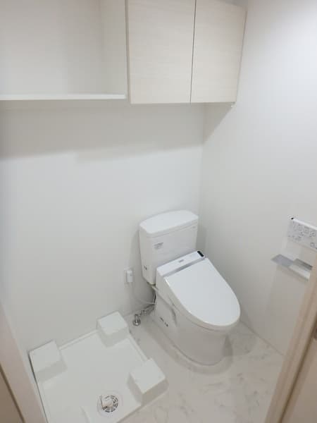 オーキッドレジデンス上野 2階のトイレ 1