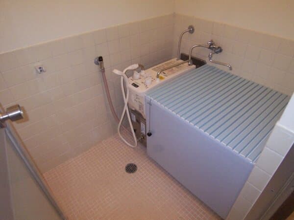カーサ北新宿 4階の風呂 1