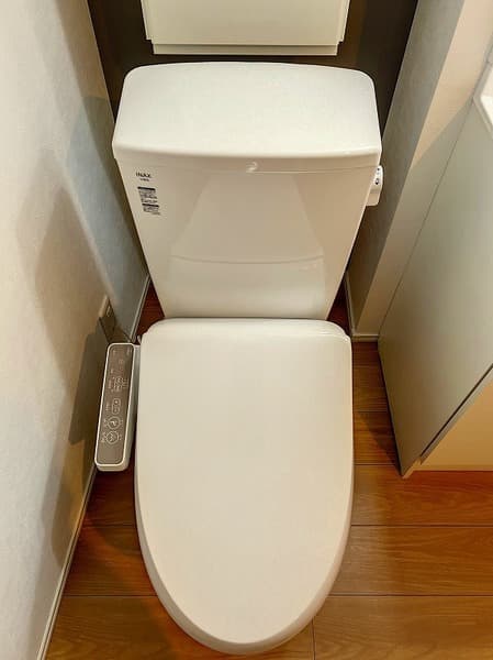 ALBA志茂 4階のトイレ 1
