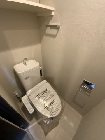 コンシェリア品川 ＣＲＯＳＳＩＡ 5階のトイレ 1