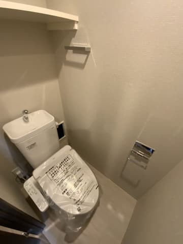 コンシェリア品川 ＣＲＯＳＳＩＡ 6階のトイレ 1