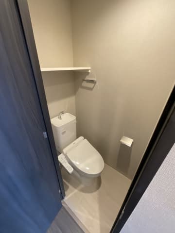コンシェリア品川 ＣＲＯＳＳＩＡ 11階のトイレ 1
